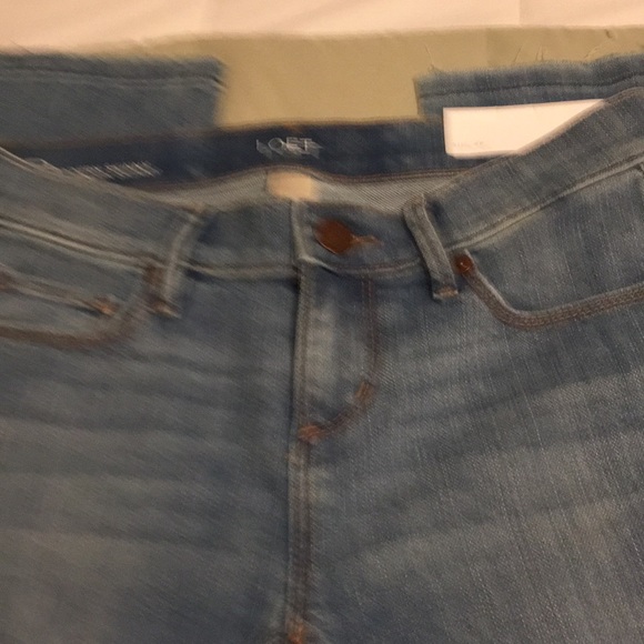 NWT Loft Outlet Skinny Jeans - petite - Picture 4 of 6